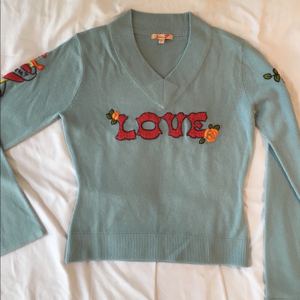 7 Jeans pale blue sweater